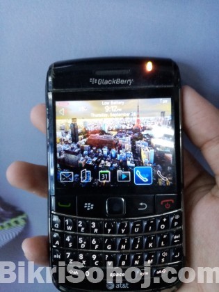 Blackbarry Bold 9700